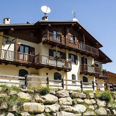 Casa Martin Appartement Pragelato Buitenkant foto